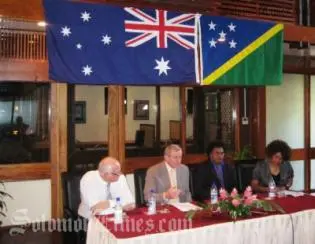 Australia's Minister for Trade, Simon Crean with Minister for National Unity, Peace and Reconciliation, Hon Sam Iduri, MP.