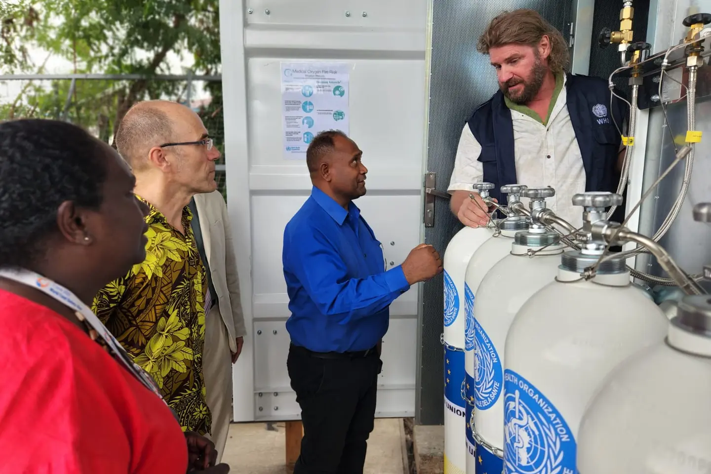 The oxygen plant will boost the country’s access to life-saving medical oxygen with production capacity of around 500,000 litres of medical oxygen daily or 74 (50 liters) oxygen cylinders per day.