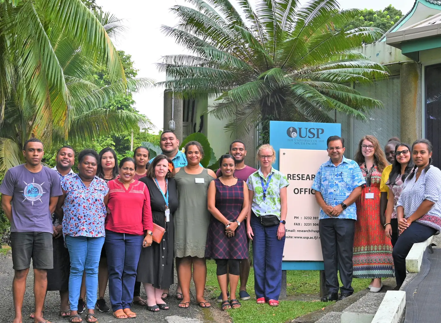 A team including ACIAR's Capacity Building Officer for the Pacific, Ms Joy Hardman, PASS-CR Programme Coordinator, Dr Linda Wess and Communications Director for the PASS-CR Programme, Ms Tash Turgoose, visited the USP Laucala Campus to engage with scholarship recipients.