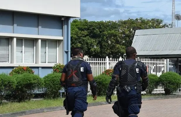 RSIPF Officers provide high visibility police presence in Honiara.
