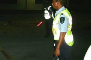 Witnesses say an average built man stepped out of the taxi stabbed the off duty officer and sped off in the taxi towards the Chinatown area.