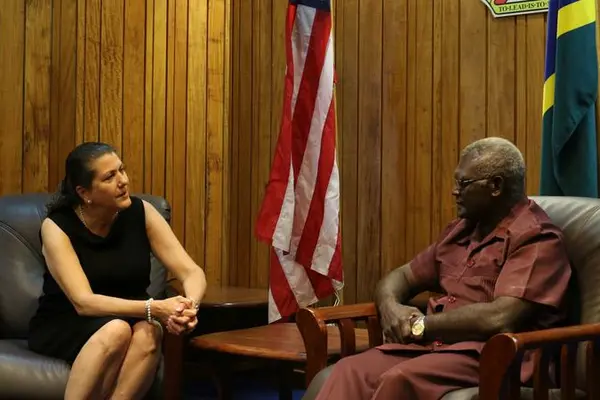 U.S. ambassador to Papua New Guinea, Solomon Islands and Vanuatu, Erin McKee, during a visit to the Solomon Islands.