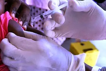 The measles vaccine is free, safe and effective. Protect your family now and vaccinate everyone aged 6 months to 30 years.