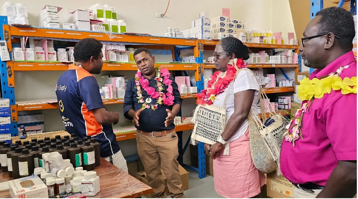 The Health Minister (c) met with officers and had lengthy discussions on challenges faced in getting the medication to Lata from the National Medical Stores (Honiara) and challenges in distributing medical supplies to Outer Islands.
