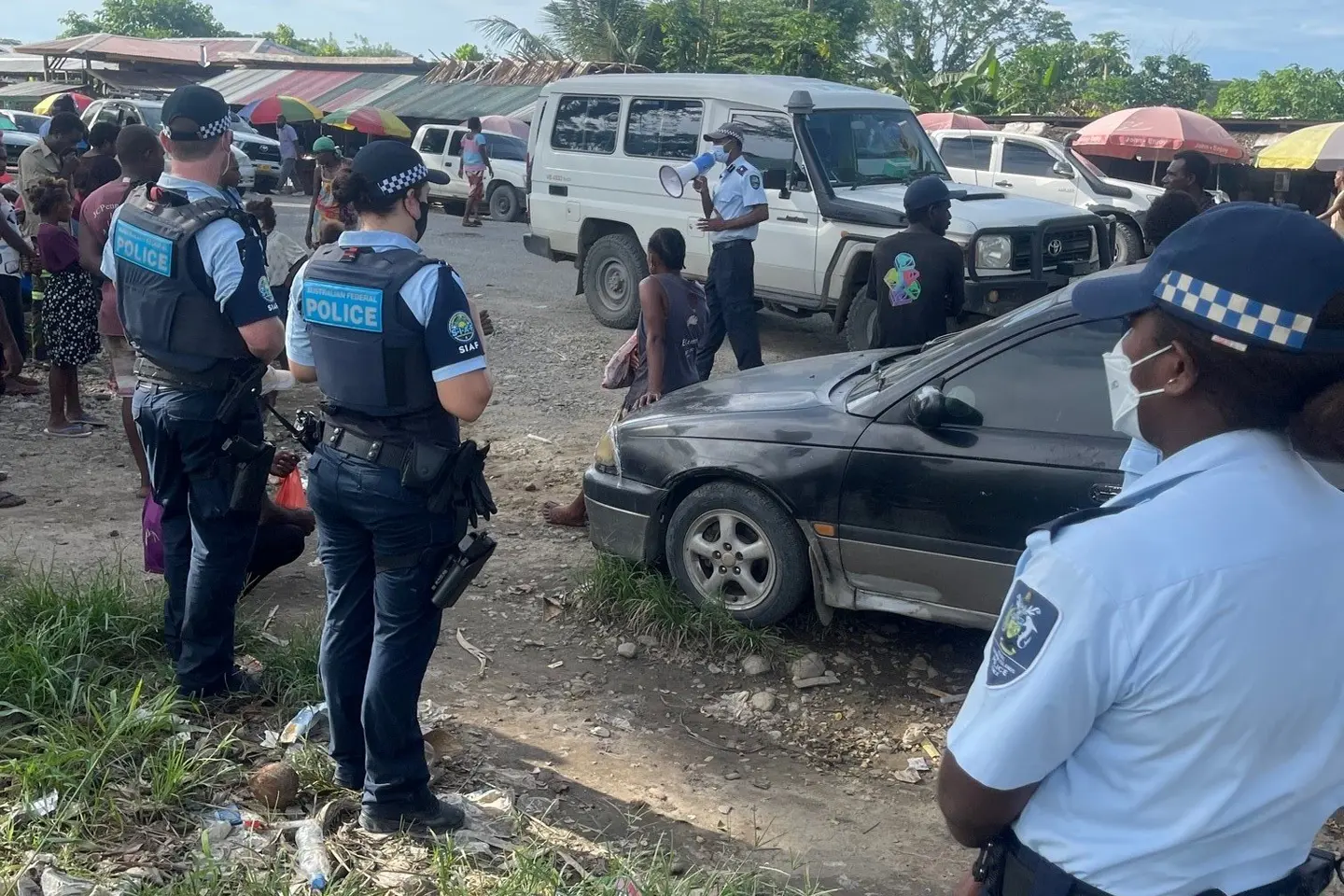 Commissioner Mangau and Deputy Commissioner SIAF Davies, reinforced the message that the team is prepared for the operation, and reiterated that areas to the east and west of Honiara will have high visibility patrols by RSIPF and SIAF.