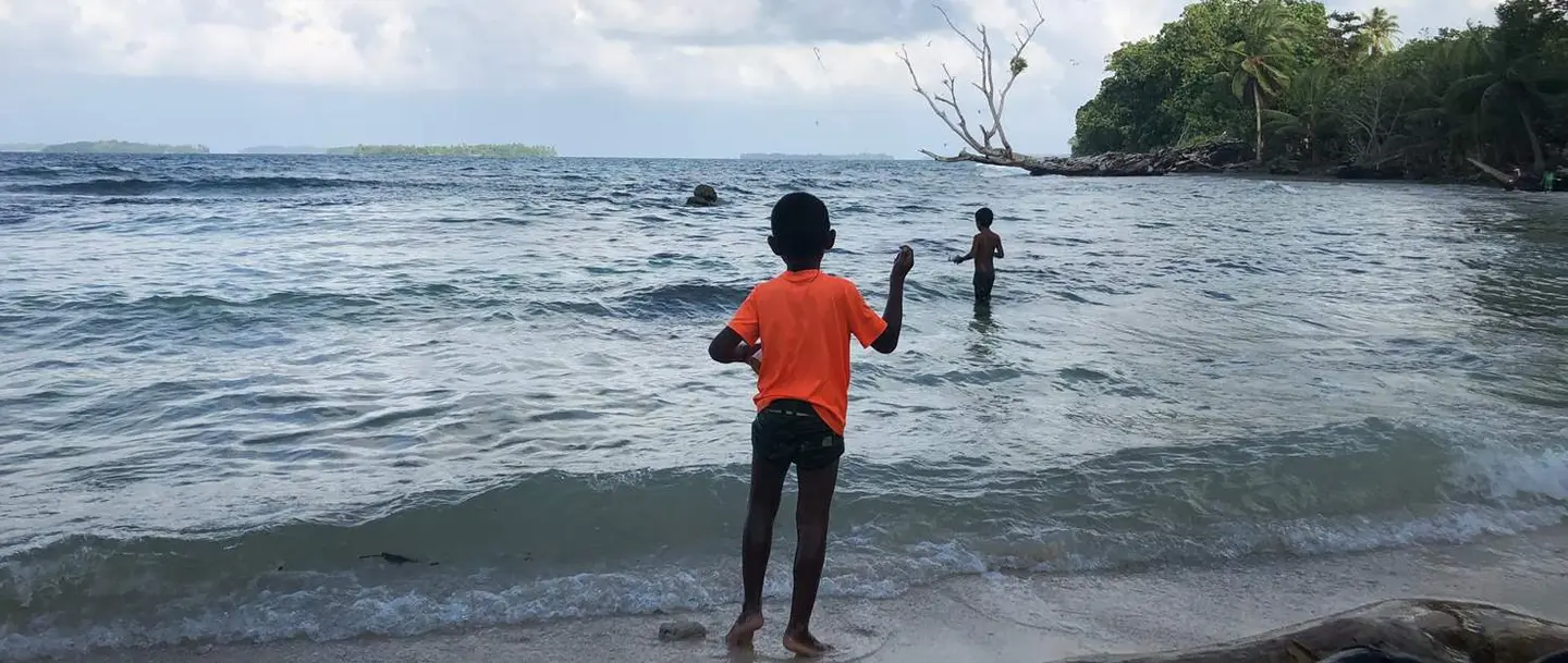 Some residents of Kukson and Nikamuroo villages and Benyamina islet told Amnesty International that they are concerned about the possible impacts from mining on fishing and sea-weed farming from mine run-off or disturbances to fresh groundwater discharges into the sea.