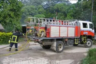 Inspector Rodney Kuma of RSIPF Fire Services said their prompt radio dispatch meant a fire truck and four crew were able to arrive at the scene in Central Honiara within five minutes.